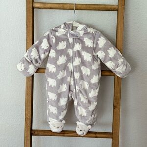 Cozy Polar Bear Bunting Outfit